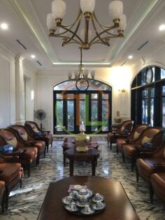 Thi công phào chỉ PU