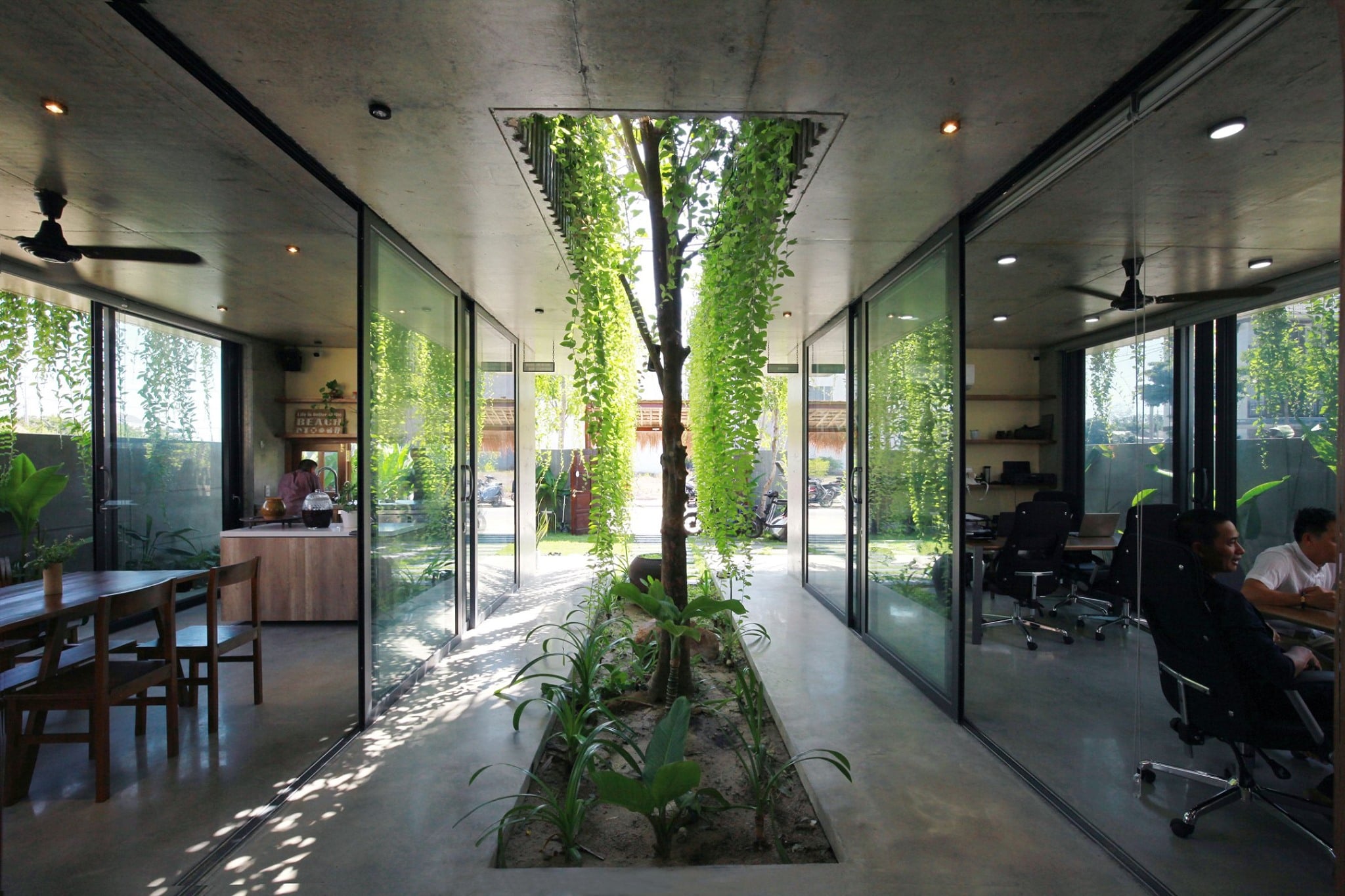 Mẫu nhà kết hợp văn phòng 200m2 cực đẹp, cực độc