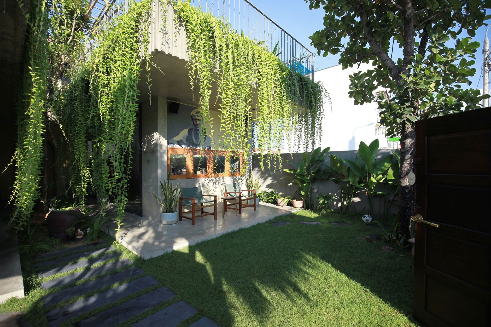 Mẫu nhà kết hợp văn phòng 200m2 cực đẹp, cực độc