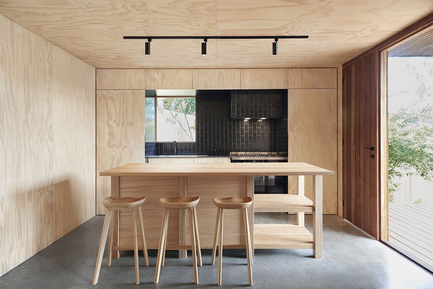 Đặc điểm của gỗ Plywood