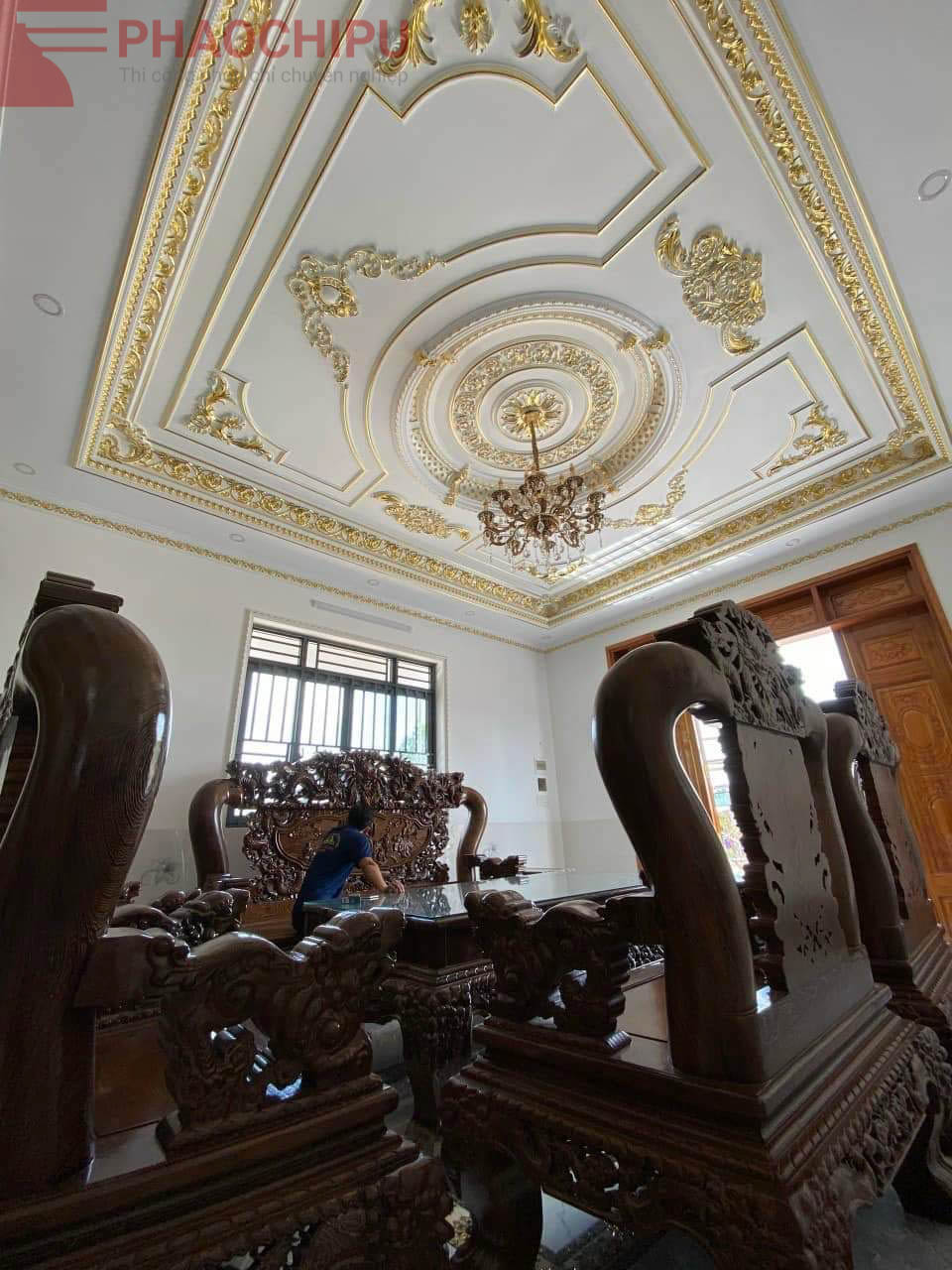 Thi công phào chỉ biệt thự Hưng Yên