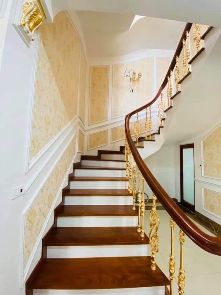 Phào chỉ dát vàng- thi công phào chỉ dát vàng phào chỉ dát vàng