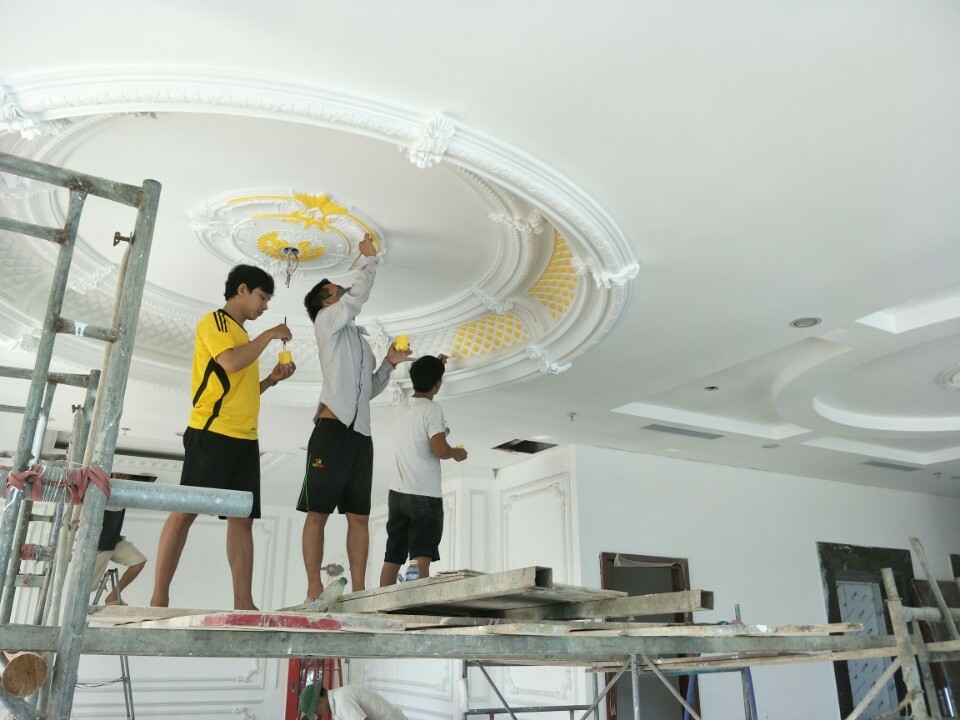 Phào chỉ dát vàng + phào chỉ nhũ vàng