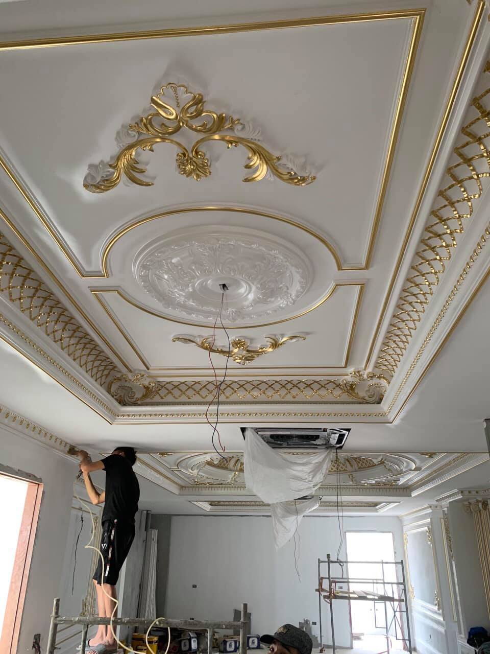 Phào chỉ dát vàng + phào chỉ nhũ vàng